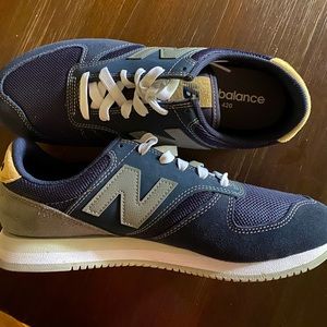 New balance. Men’s size 8 . Brand new .